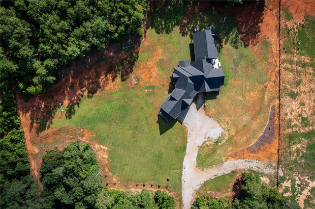 7920 Abbeville Highway, Iva, SC 29655