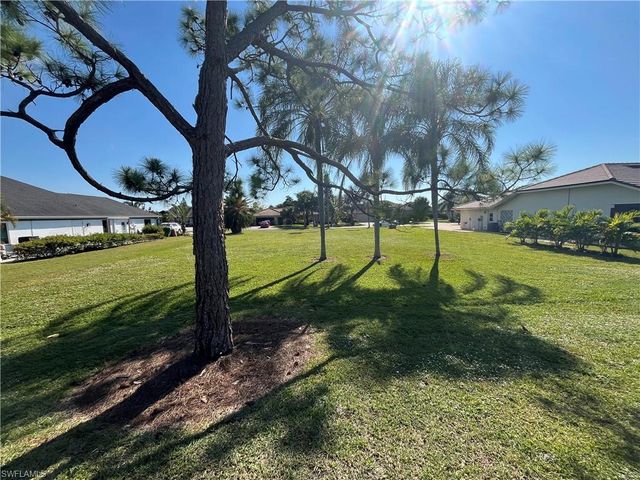 9954 Ortega LN, Bonita Springs, FL 34135