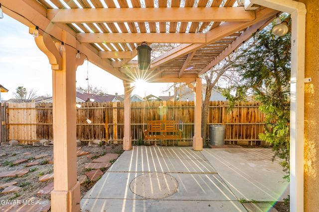 3340 Brabham Avenue, Rosamond, CA 93560
