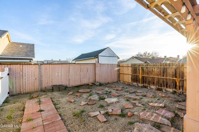 3340 Brabham Avenue, Rosamond, CA 93560