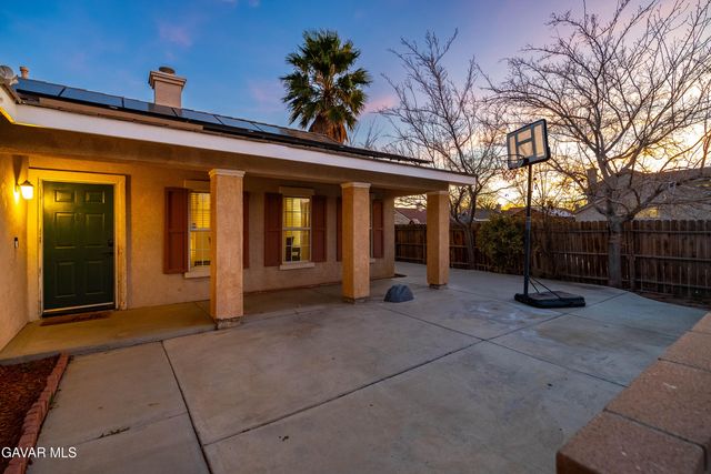 3340 Brabham Avenue, Rosamond, CA 93560