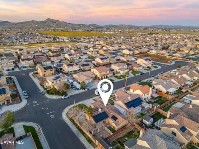 3340 Brabham Avenue, Rosamond, CA 93560