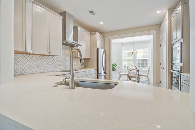 5065 Song Sparrow Way, Summerville, SC 29483