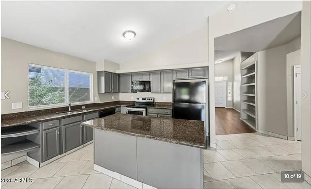 7546 W JENAN Drive, Peoria, AZ 85345