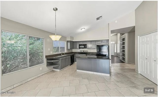 7546 W JENAN Drive, Peoria, AZ 85345