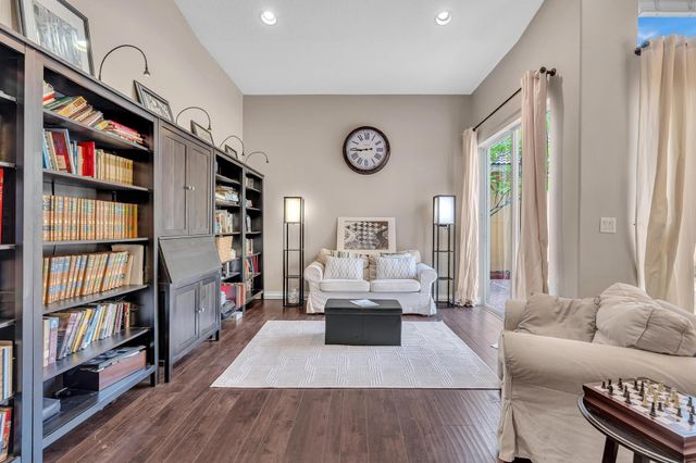 5828 NW 121st Avenue, Coral Springs, FL 33076
