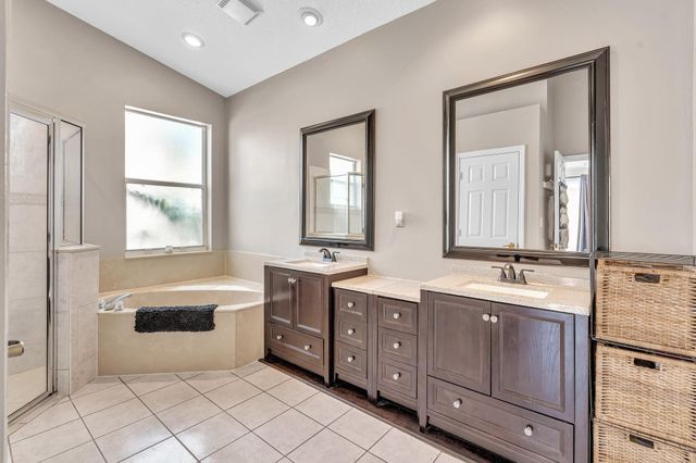 5828 NW 121st Avenue, Coral Springs, FL 33076