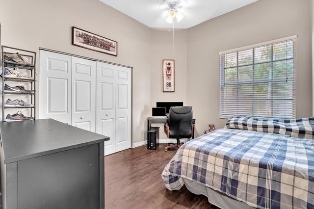 5828 NW 121st Avenue, Coral Springs, FL 33076
