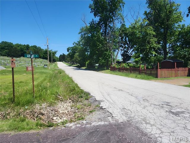 429 Orr Street, Pacific, MO 63069