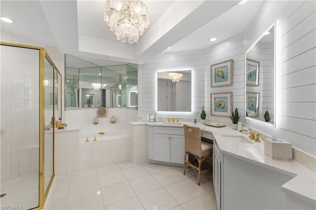 193 Colonade CIR 1506, Naples, FL 34103