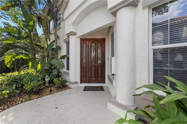 193 Colonade CIR 1506, Naples, FL 34103