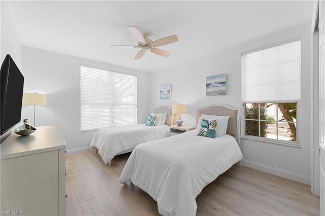 193 Colonade CIR 1506, Naples, FL 34103