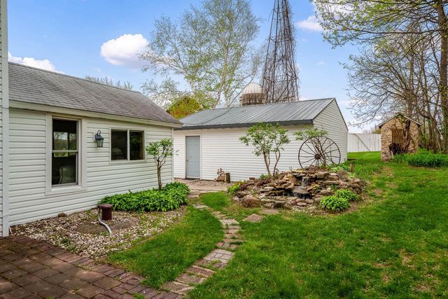6803 St Lawrence Avenue, Beloit, WI 53511