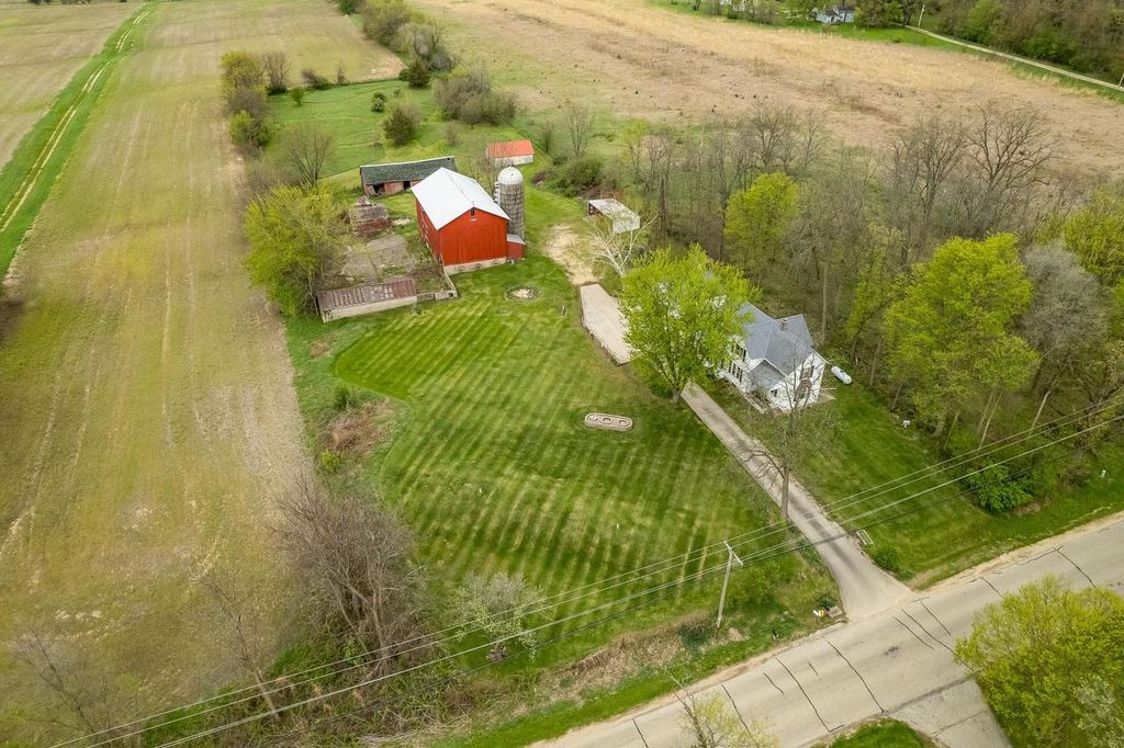 6803 St Lawrence Avenue, Beloit, WI 53511