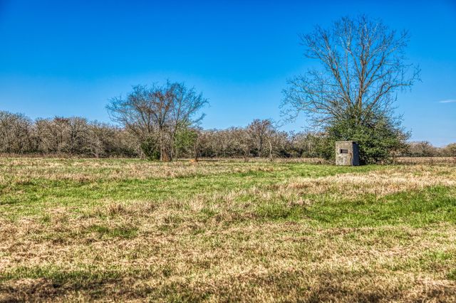 9044 Fm 1428, Midway, TX 75852