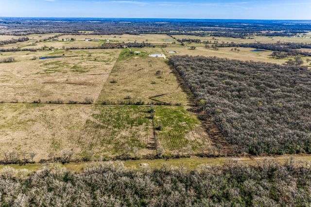 9044 Fm 1428, Midway, TX 75852