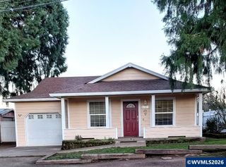 504 Wall St, Silverton, OR 97381