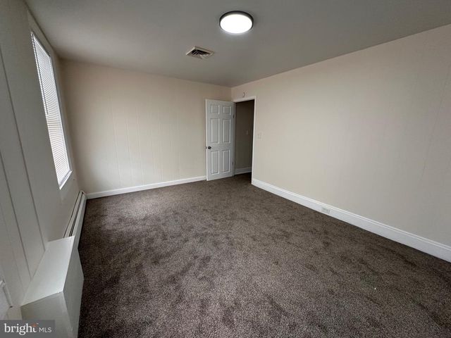 136 N RAILROAD ST, Annville, PA 17003