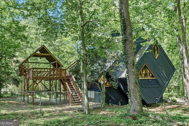 2965 Pond View Court, Marietta, GA 30062