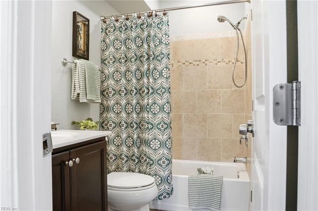 1405 Perry ST, Chesapeake, VA 23324