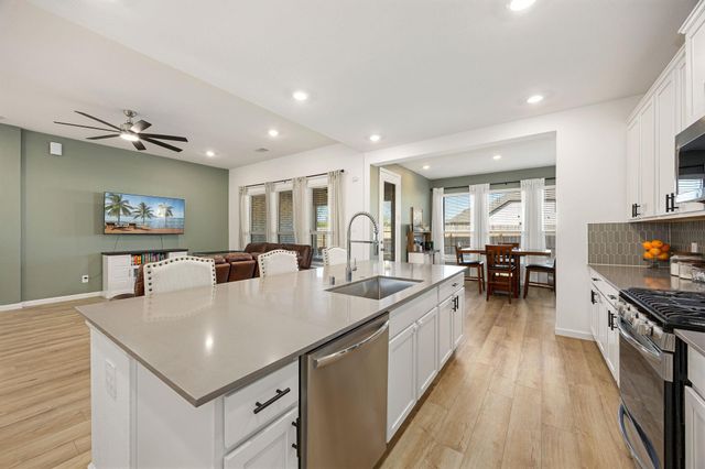 31939 Pippin Orchard Lane, Hockley, TX 77447