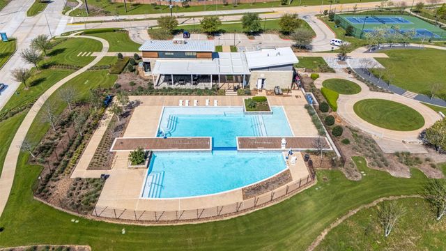 31939 Pippin Orchard Lane, Hockley, TX 77447