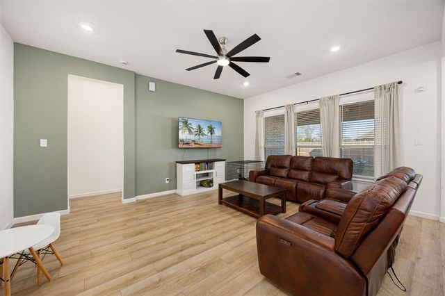 31939 Pippin Orchard Lane, Hockley, TX 77447