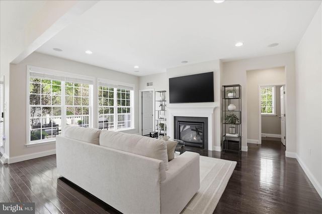 7 CRICKET GRN, Lancaster, PA 17602