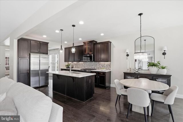 7 CRICKET GRN, Lancaster, PA 17602