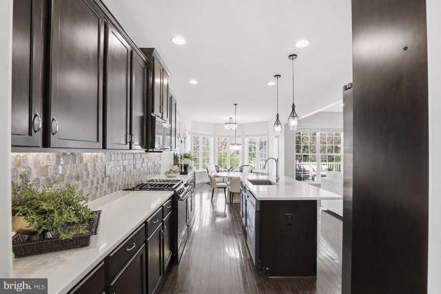 7 CRICKET GRN, Lancaster, PA 17602