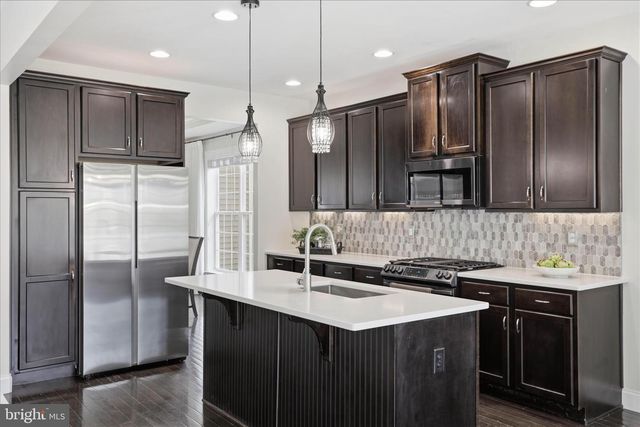 7 CRICKET GRN, Lancaster, PA 17602