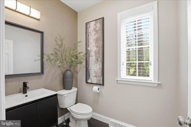 7 CRICKET GRN, Lancaster, PA 17602
