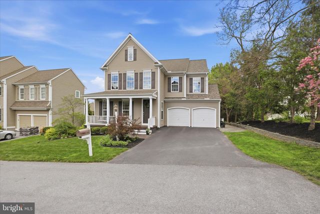 7 CRICKET GRN, Lancaster, PA 17602
