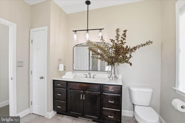 7 CRICKET GRN, Lancaster, PA 17602