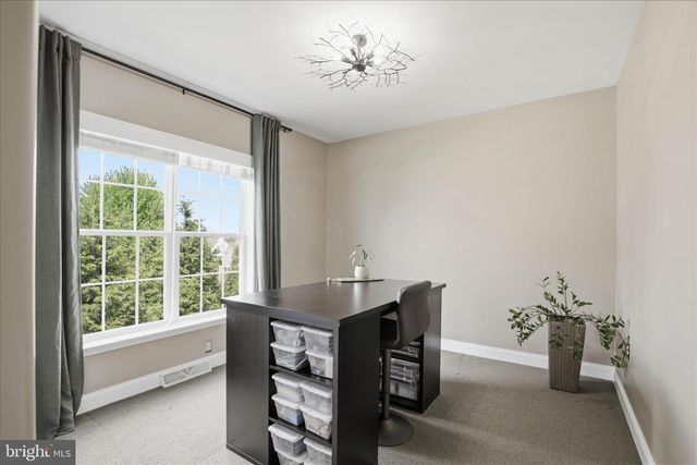 7 CRICKET GRN, Lancaster, PA 17602