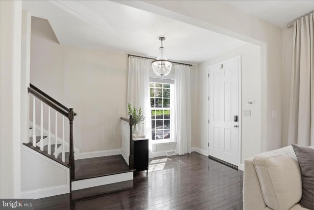 7 CRICKET GRN, Lancaster, PA 17602