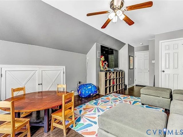 13904 Sunrise Bluff Rd, Chesterfield, VA 23112