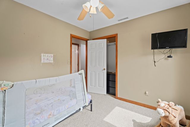 40 Abbey Court, Cheshire, CT 06410