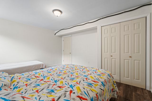 40 Abbey Court, Cheshire, CT 06410