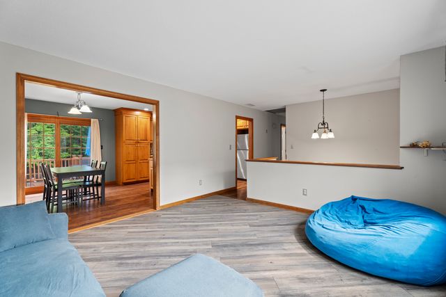 40 Abbey Court, Cheshire, CT 06410