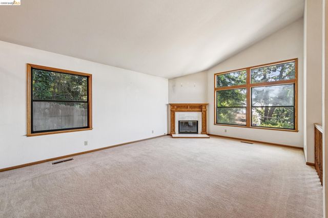 3510 Brunell Dr, Oakland, CA 94602
