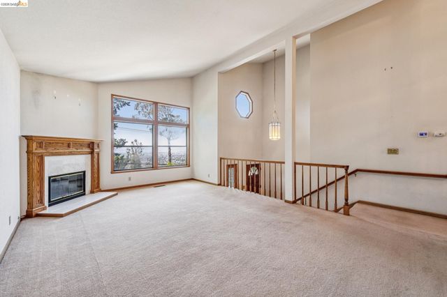 3510 Brunell Dr, Oakland, CA 94602