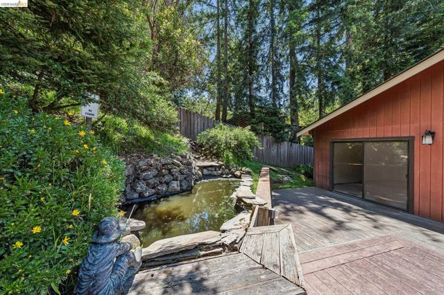 3510 Brunell Dr, Oakland, CA 94602