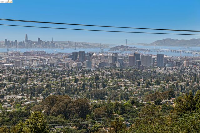3510 Brunell Dr, Oakland, CA 94602