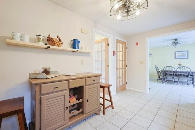 75 Lake St, Uxbridge, MA 01569