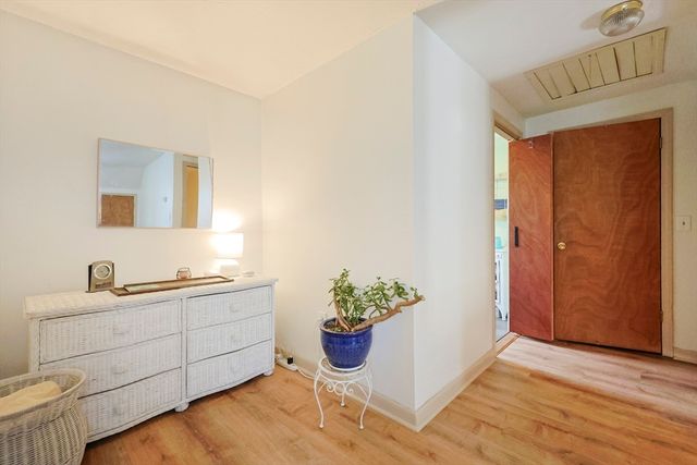 75 Lake St, Uxbridge, MA 01569