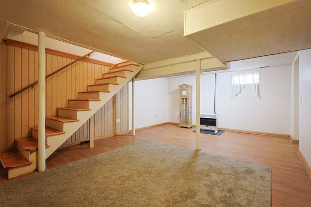 75 Lake St, Uxbridge, MA 01569