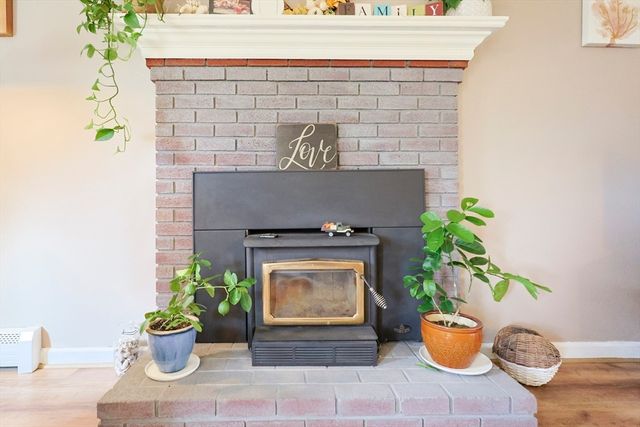 75 Lake St, Uxbridge, MA 01569