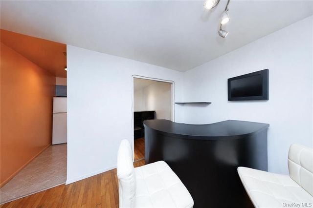 9731 4th Avenue 2C, Brooklyn, NY 11209