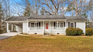 8163 US Highway 220 Bus, Randleman, NC 27317